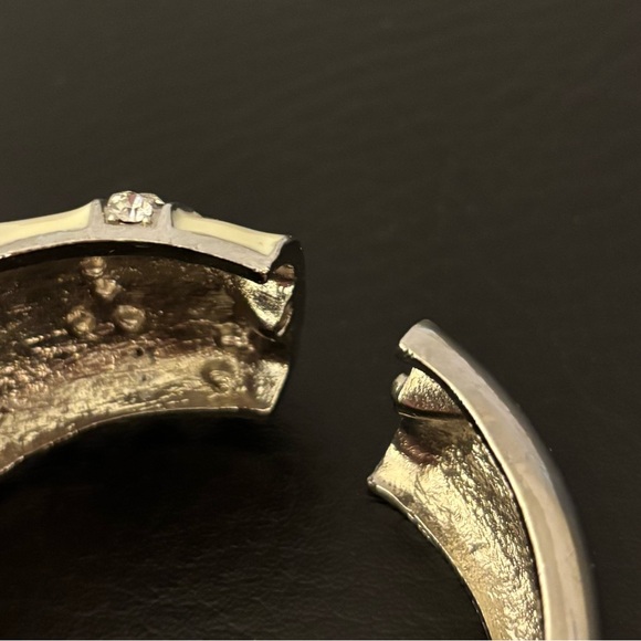 Vintage Cream and Silver Bracelet with Rhinestones - Picture 7 of 11